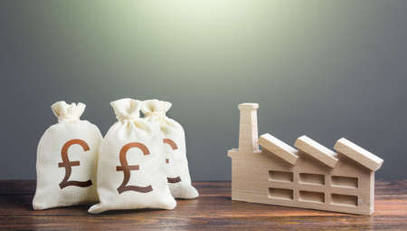Inheritance Tax Strategies in the UK: Using Family Trusts and Lifetime Gifts