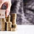Shares vs. Funds: Key Terms and Differences in the British Market