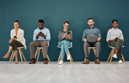 A Deep Dive into Leading UK Peer-to-Peer Lending Platforms: Rates, Risk, and Investor Experience