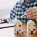 Comparing Fixed-Rate vs. Variable-Rate Mortgages for Property Investment