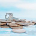 A Comprehensive Guide to Securing Lifetime Income: Should You Choose an Annuity or Drawdown?