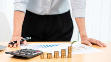 Investing in the FTSE 100 for Beginners: Key Concepts, Risks, and Local Best Practices