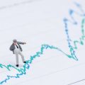 Behavioural Biases and Their Influence on Risk Perception: Lessons for UK Beginners