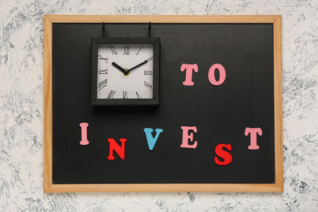 How to Create a Long-Term Investment Strategy in the UK